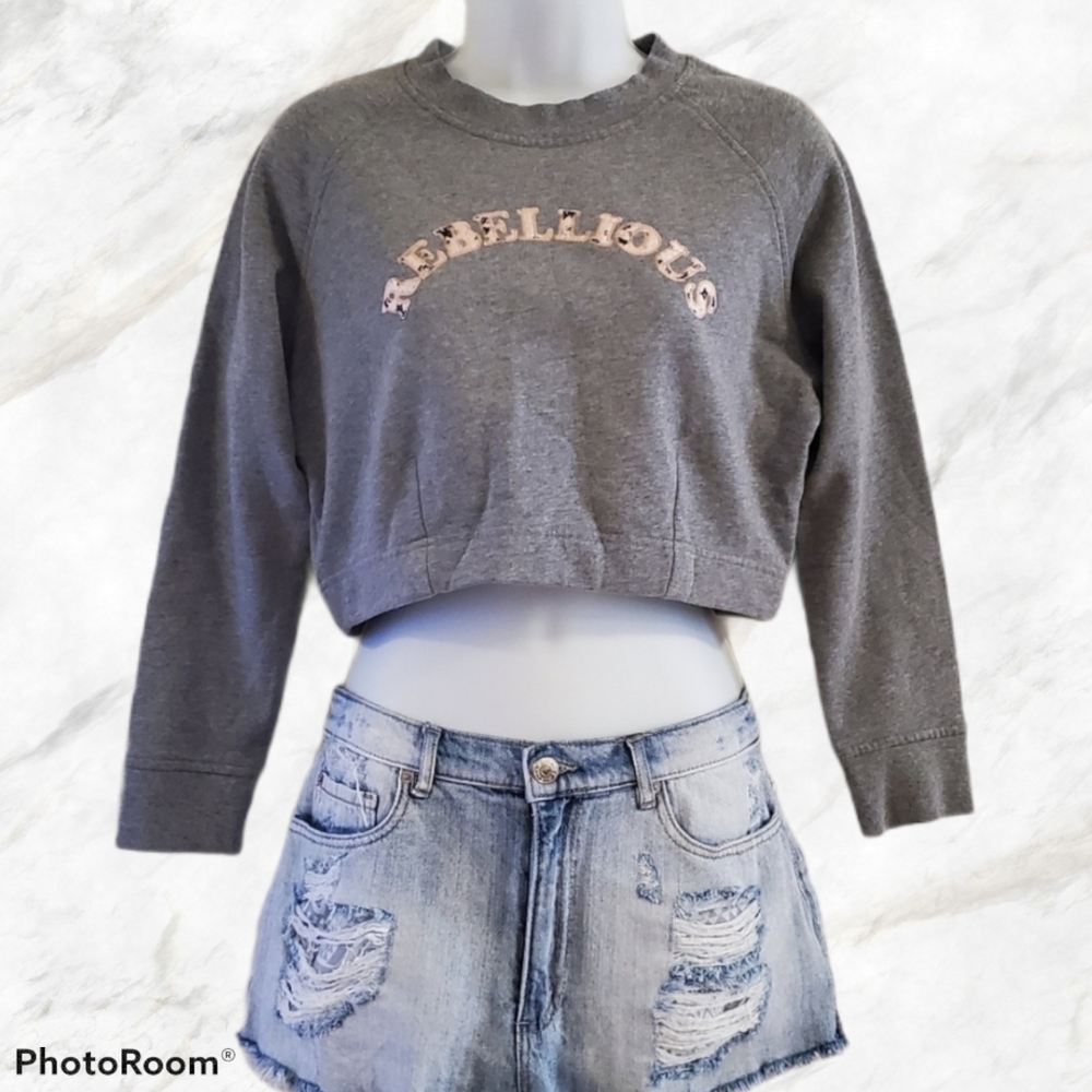 🆕️Sunday Best Sweatshirt "Rebellious"